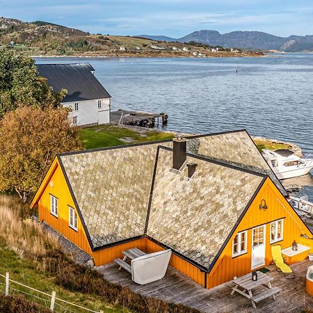 Awesome Home In Kvamsoy With Jacuzzi Sandvik  Exteriér fotografie